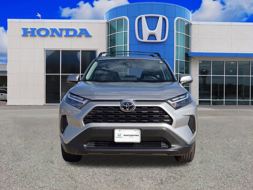 Used 2024 Toyota RAV4 XLE w/ Convenience Package image 8