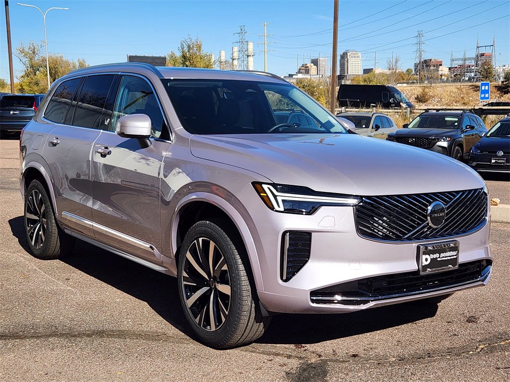 New 2026 Volvo XC90 B5 Core w/ Protection Package