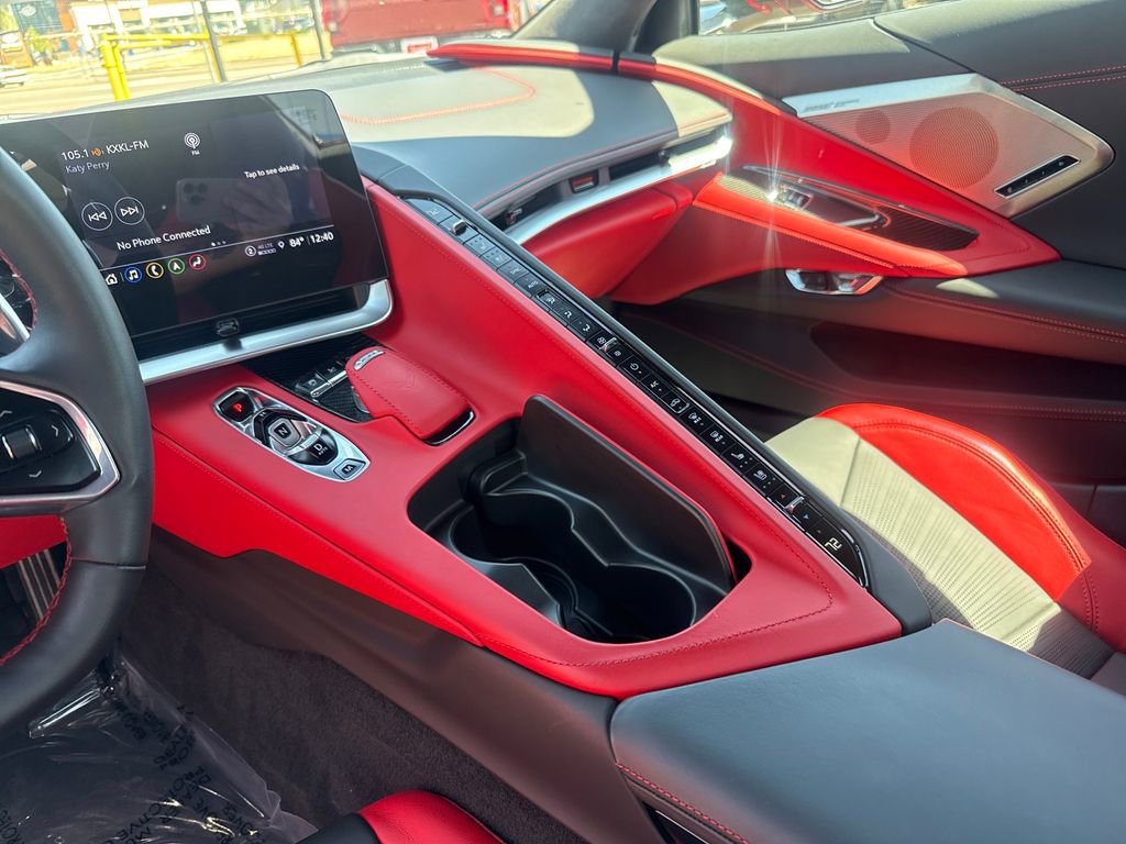 Used 2023 Chevrolet Corvette Stingray Premium Conv w/ Z51 Performance Package image 23