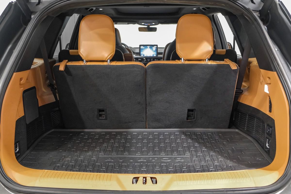 Used 2020 Lincoln Aviator Black Label Grand Touring w/ Class IV Trailer Tow Package image 56