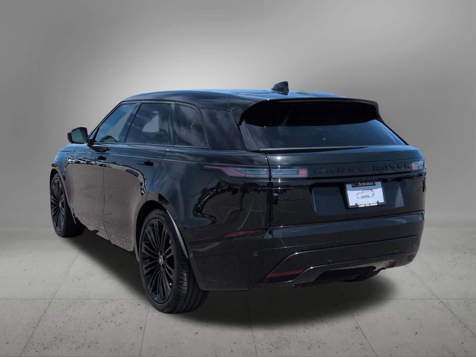 Certified 2025 Land Rover Range Rover Velar Dynamic HSE AWD/4WD image 4