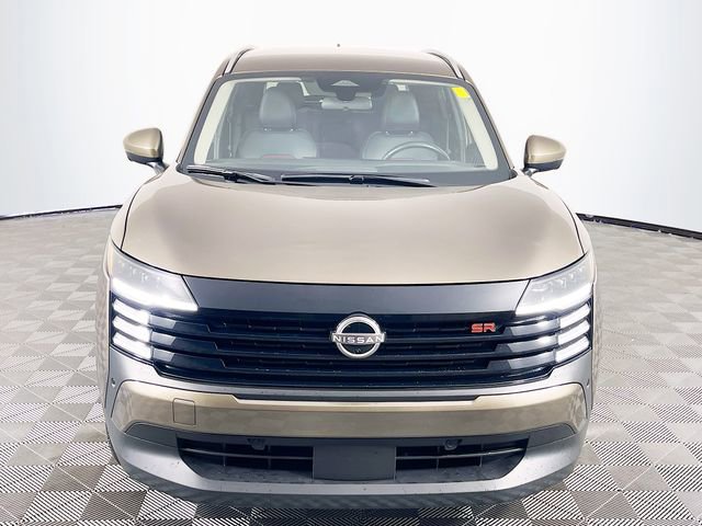 Used 2025 Nissan Kicks SR FWD image 3