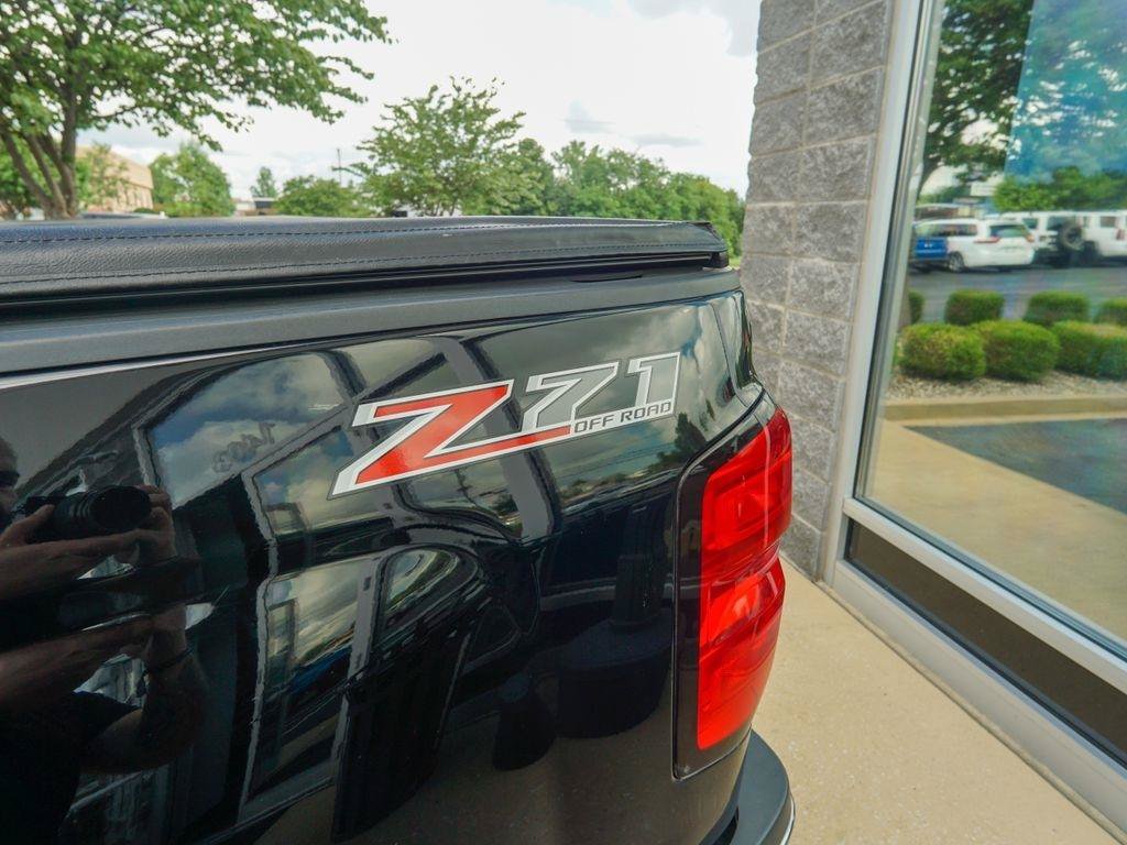 Used 2017 Chevrolet Silverado 2500 LTZ w/ Vortec Plus Package AWD/4WD image 9