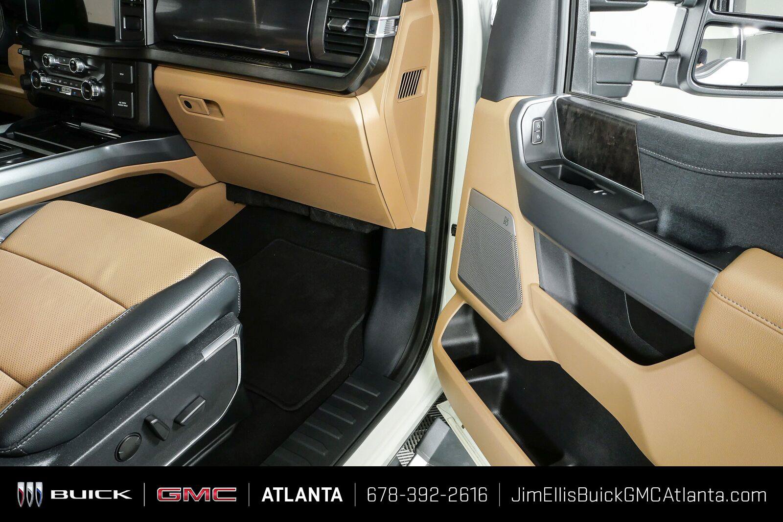 Used 2024 Ford F250 Lariat w/ Chrome Package AWD/4WD image 24
