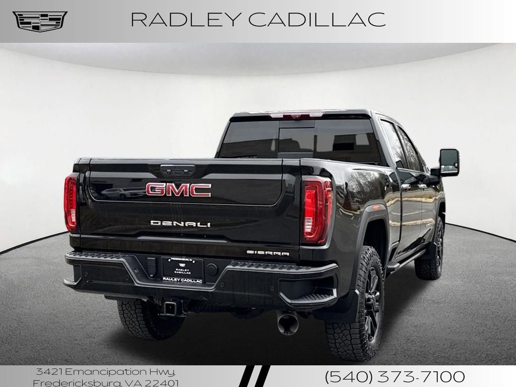 Used 2022 GMC Sierra 3500 Denali w/ Denali Black Diamond Edition image 7