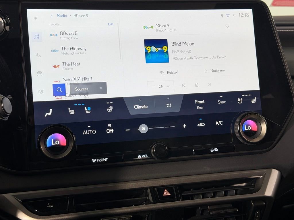 Used 2025 Lexus RX 350h w/ Convenience Package AWD/4WD image 17