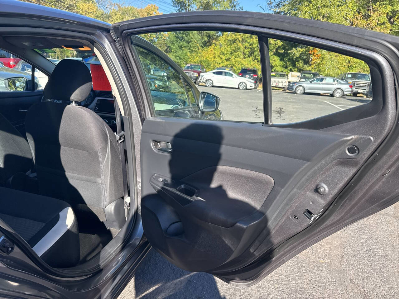 Used 2021 Nissan Versa SV image 17