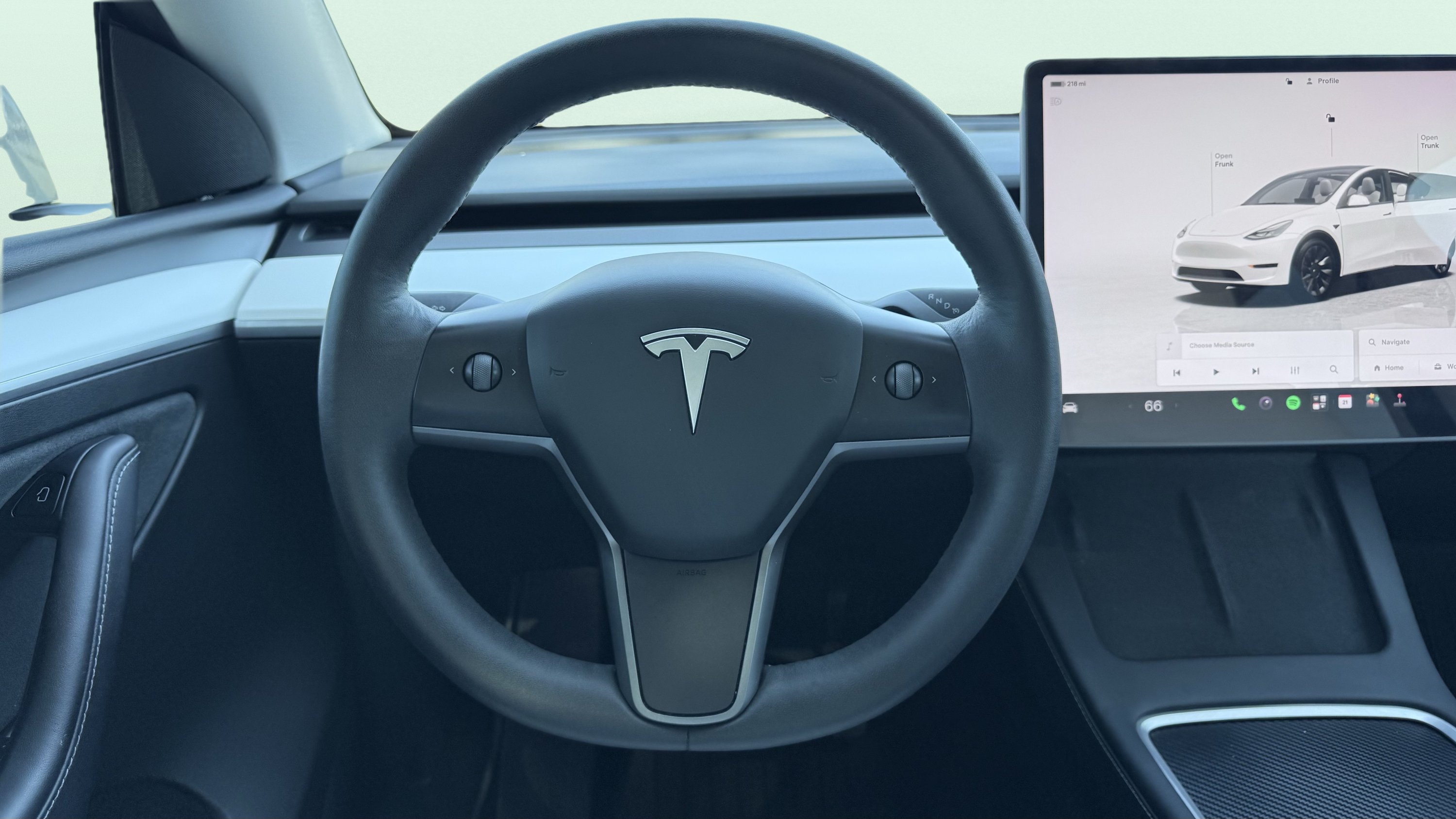 Used 2023 Tesla Model Y Long Range AWD/4WD image 53