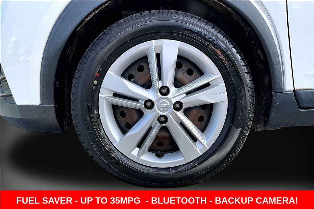 Used 2020 Nissan Kicks S FWD image 30