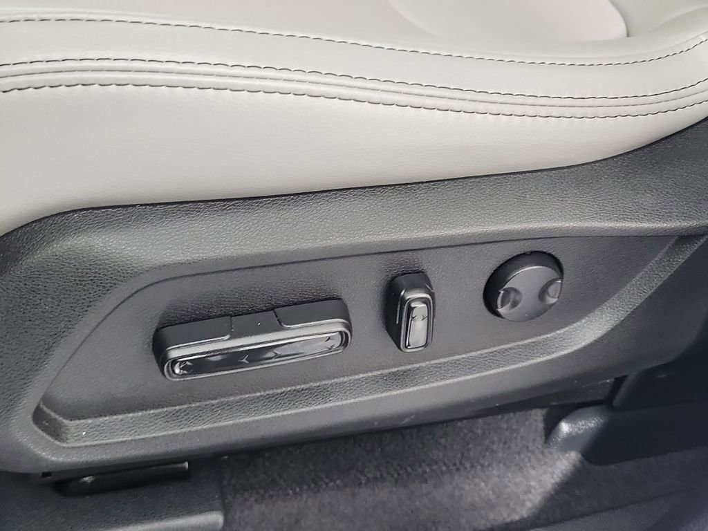 Used 2024 Honda Pilot Touring image 22