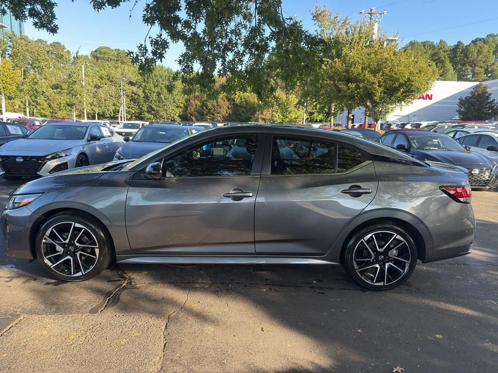 New 2025 Nissan Sentra SR image 4