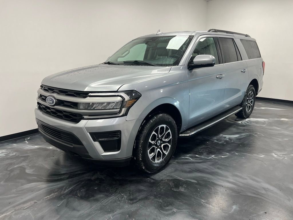 Used 2023 Ford Expedition Max XLT AWD/4WD image 18