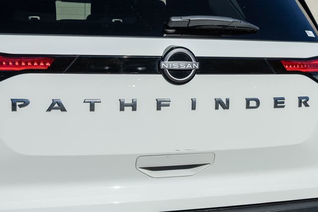 Used 2024 Nissan Pathfinder S image 5