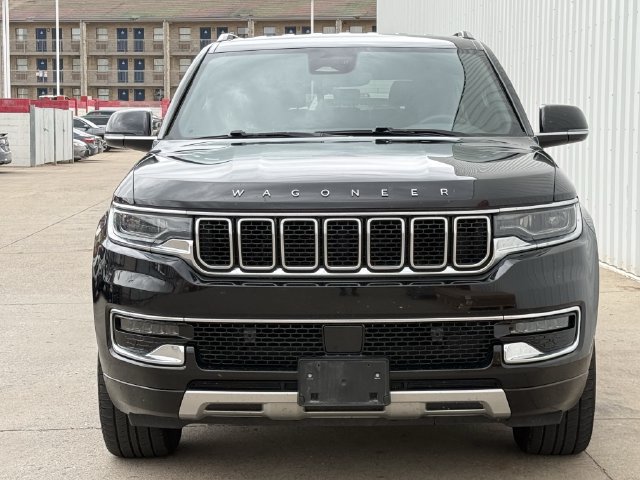 Used 2024 Jeep Wagoneer Series II w/ Flexible Seating Group RWD image 7