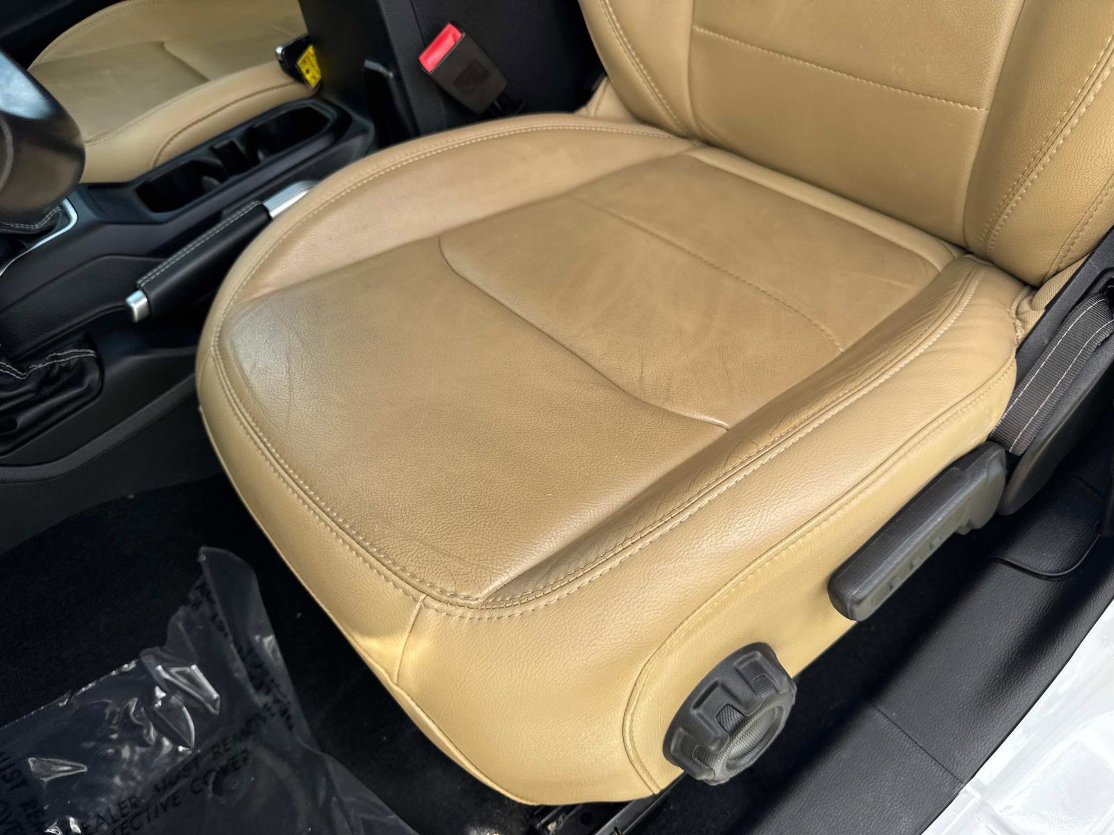 Used 2019 Jeep Wrangler Unlimited Sahara w/ Dual Top Group image 20