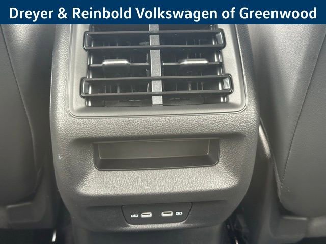 New 2026 Volkswagen Tiguan SE image 28