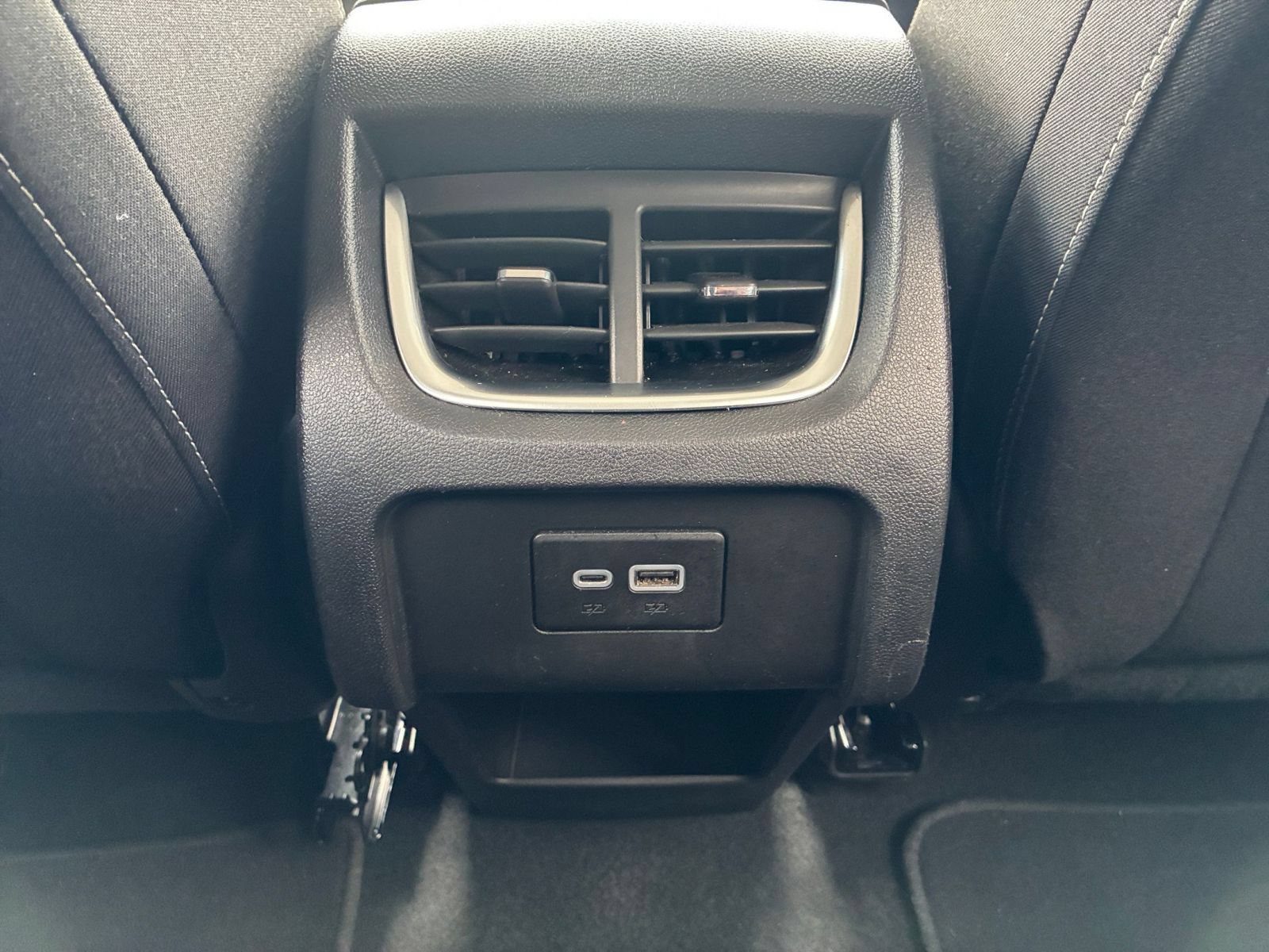 Used 2026 Chevrolet Blazer LT FWD image 19