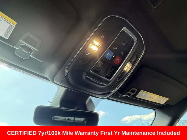 Certified 2025 Jeep Grand Cherokee Altitude AWD/4WD image 30