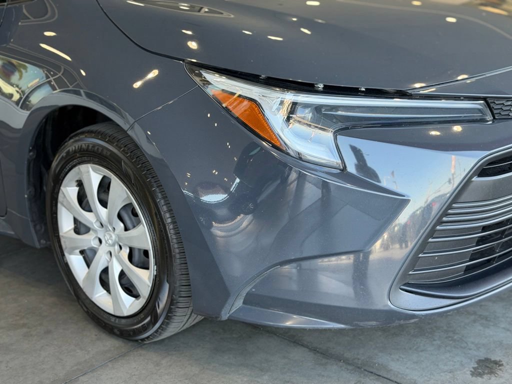 Used 2023 Toyota Corolla LE w/ Carpet Mat Package (TMS) FWD image 8
