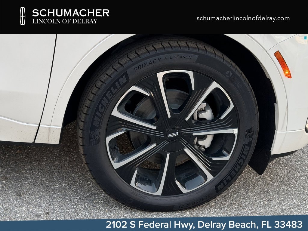 New 2026 Lincoln Nautilus Reserve AWD/4WD image 9