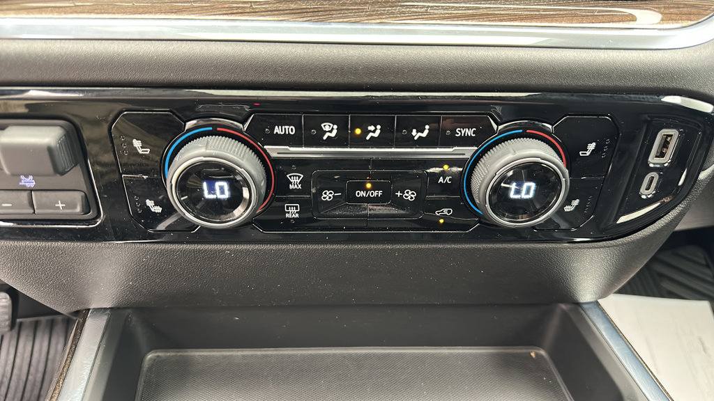 Used 2024 Chevrolet Silverado 1500 RST w/ Convenience Package II AWD/4WD image 22