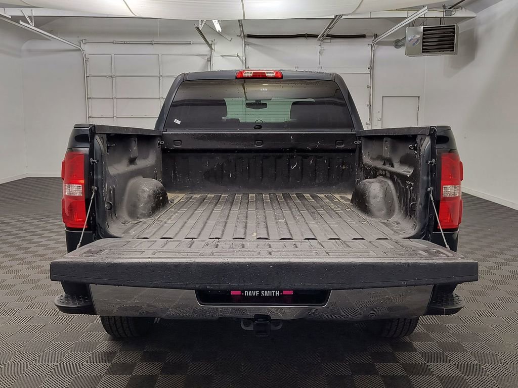 Used 2019 GMC Sierra 1500 SLE w/ SLE Value Package image 17