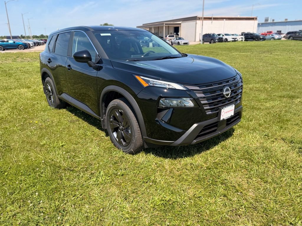 New 2026 Nissan Rogue SV w/ Cold Weather Package FWD image 3
