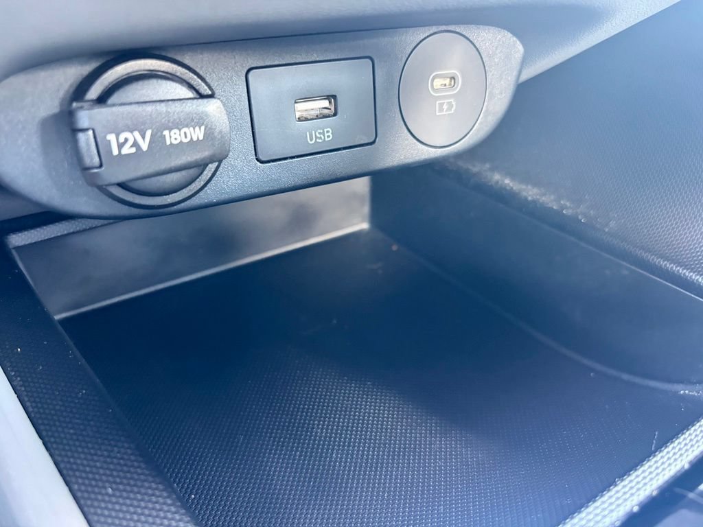 Used 2024 Hyundai Elantra SEL FWD image 18