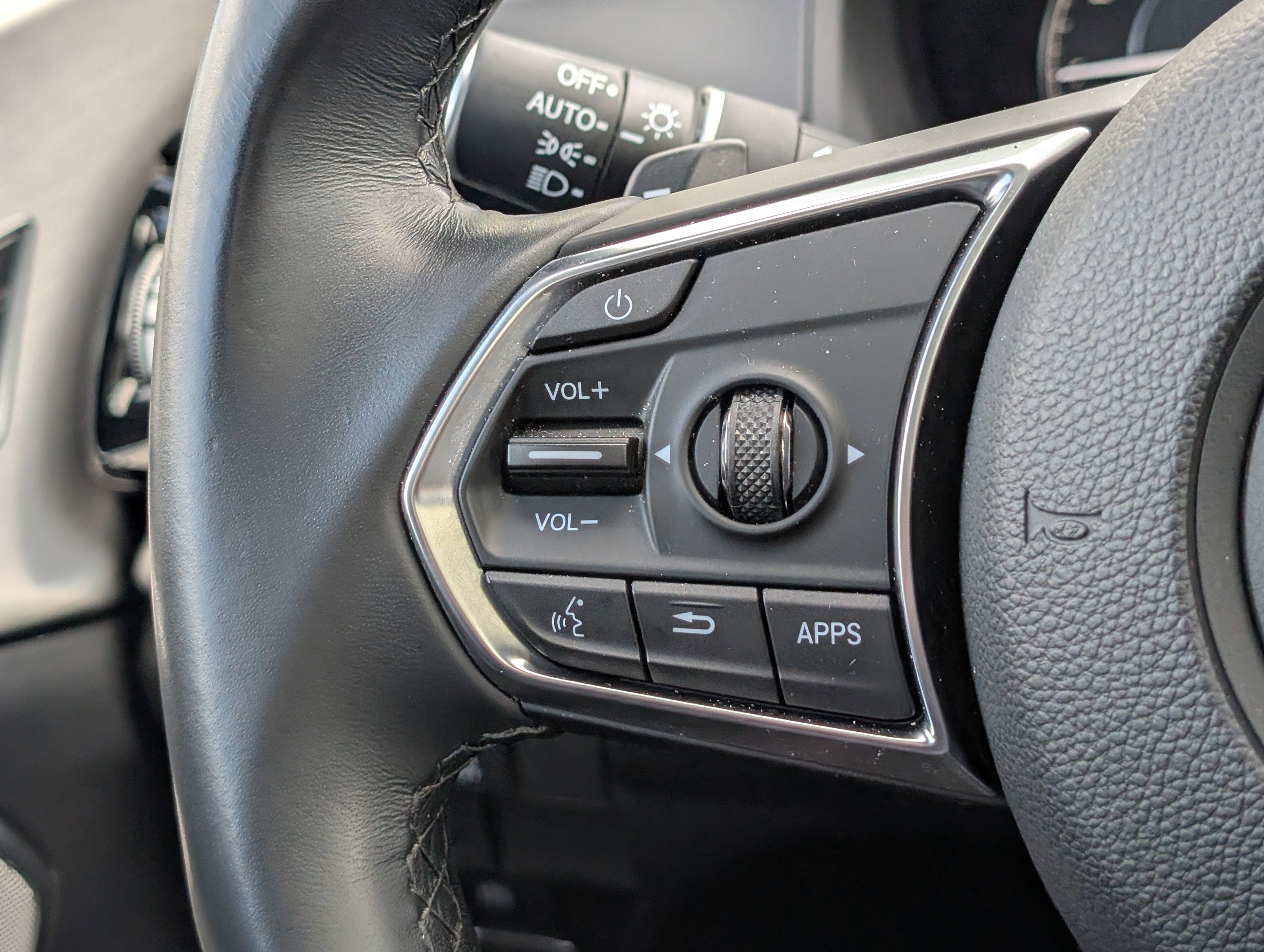 Used 2024 Acura RDX SH-AWD w/ Technology Package image 24