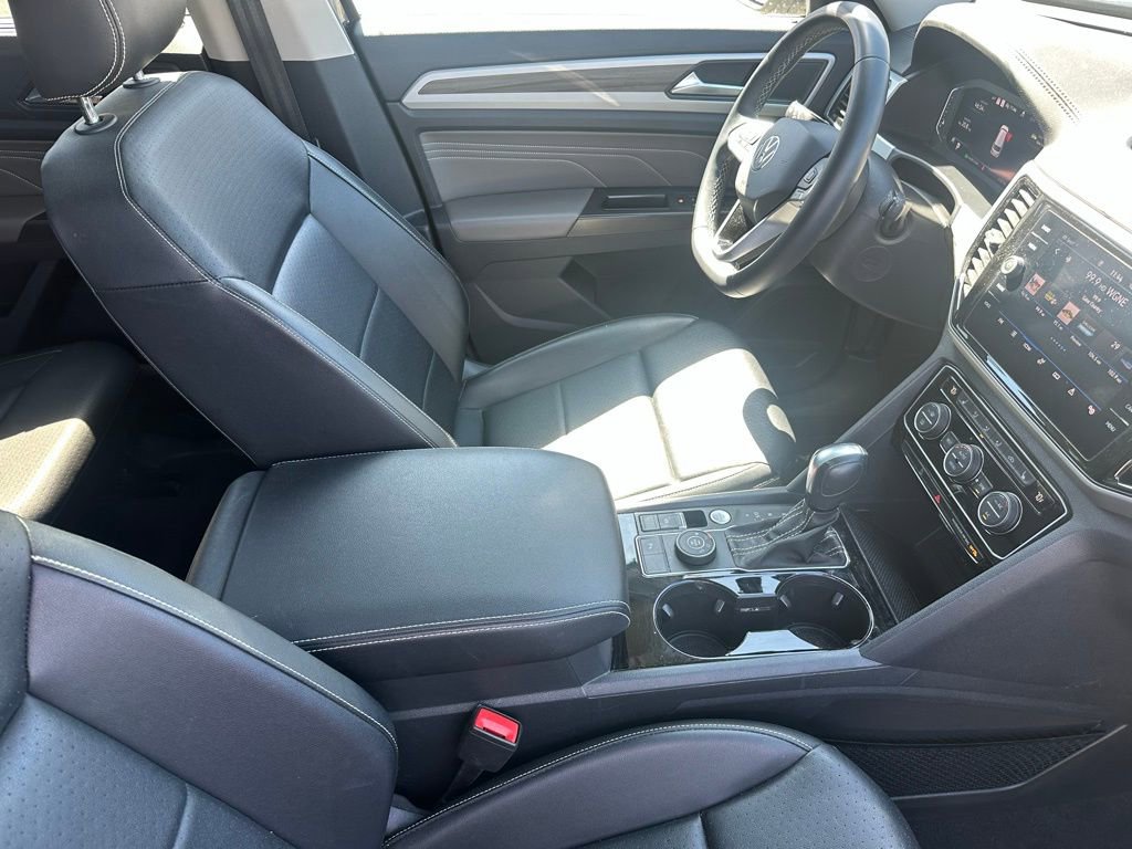 Used 2022 Volkswagen Atlas SEL image 17