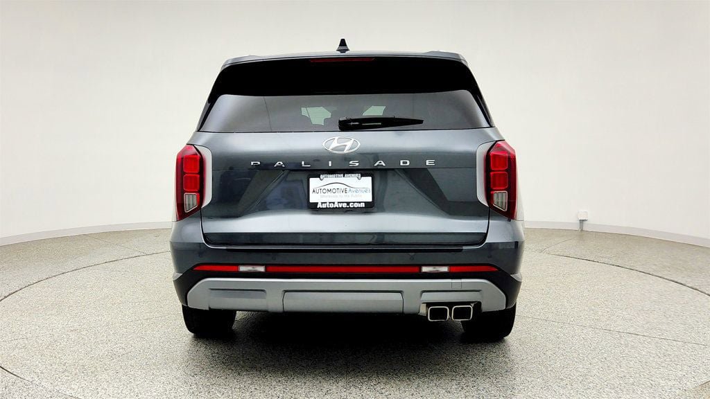 Used 2024 Hyundai Palisade SEL FWD image 6