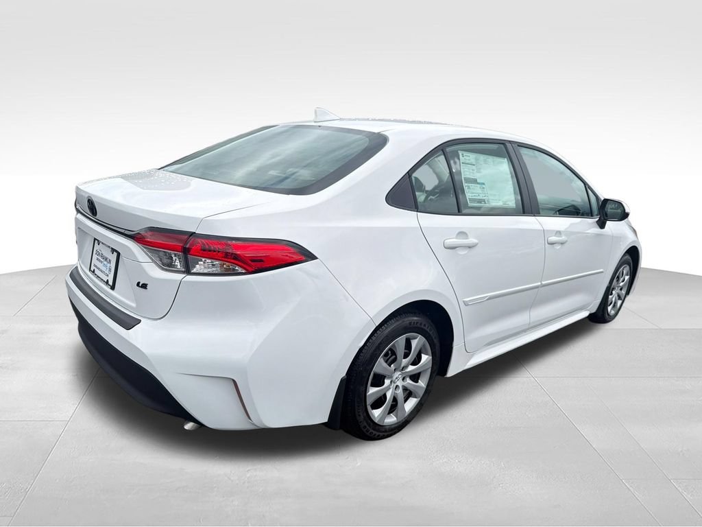 New 2026 Toyota Corolla LE FWD image 5