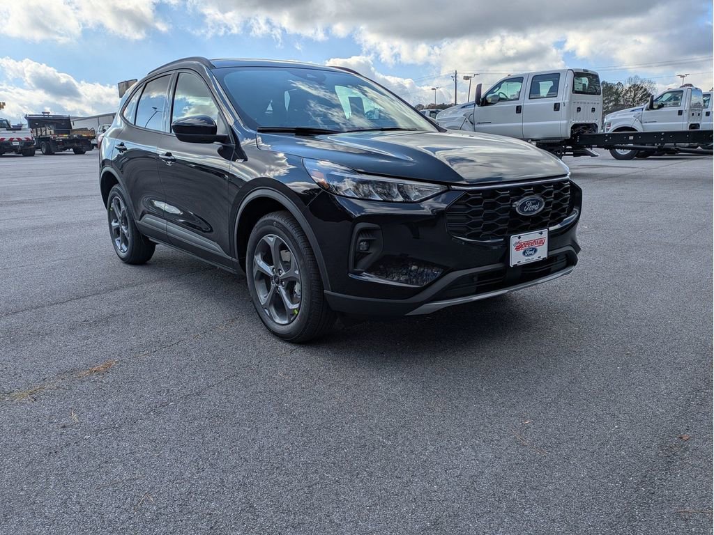 New 2026 Ford Escape ST-Line Select w/ Equipment Group 401A image 4