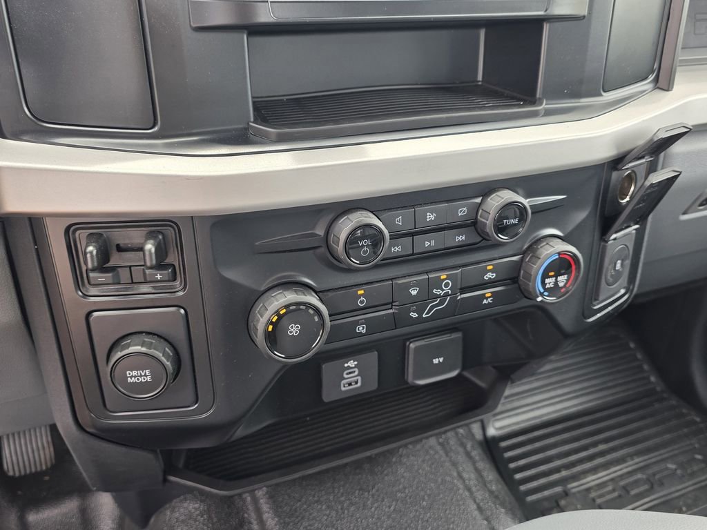 Used 2024 Ford F450 XL RWD image 17