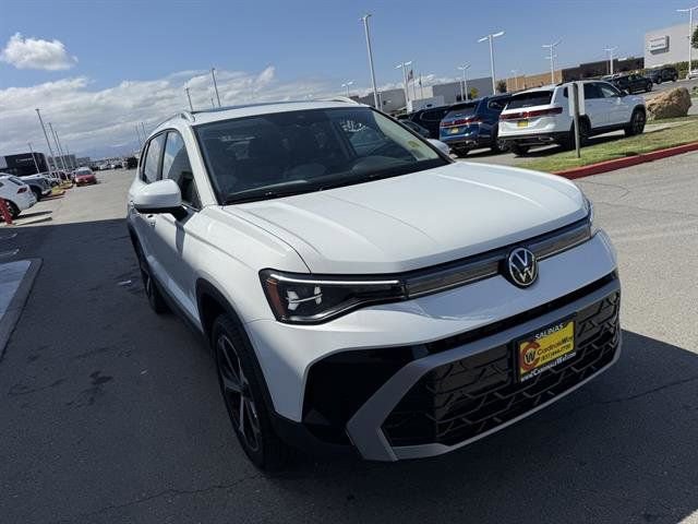 New 2025 Volkswagen Taos SEL image 8