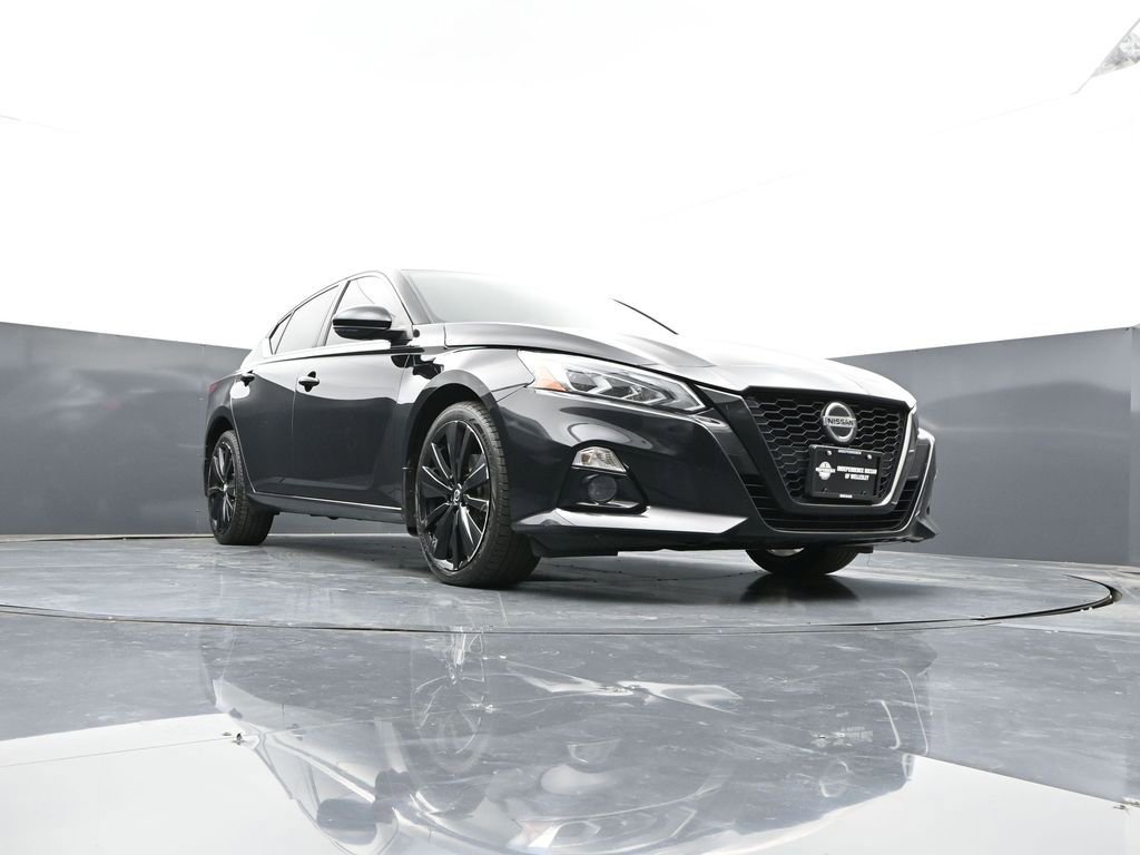 Used 2022 Nissan Altima 2.5 SR w/ Midnight Edition Package AWD/4WD image 39