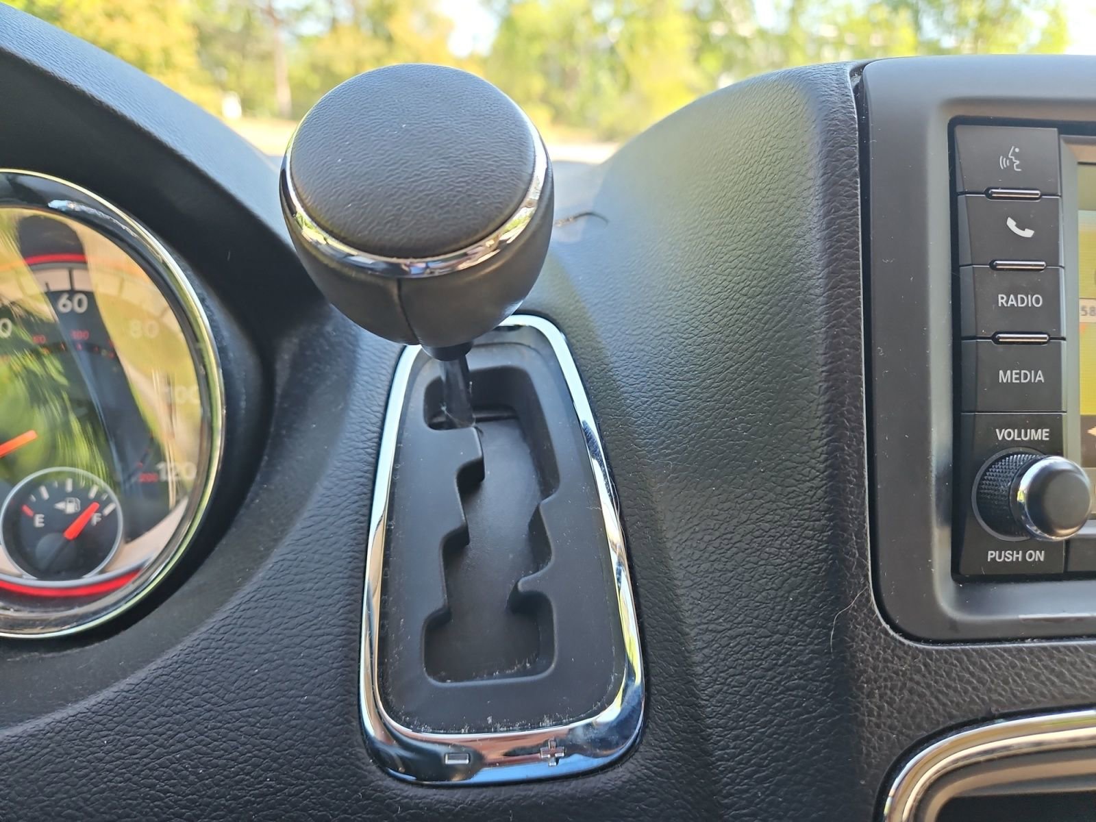 Used 2013 Dodge Grand Caravan Crew w/ Safety Sphere Group FWD image 27