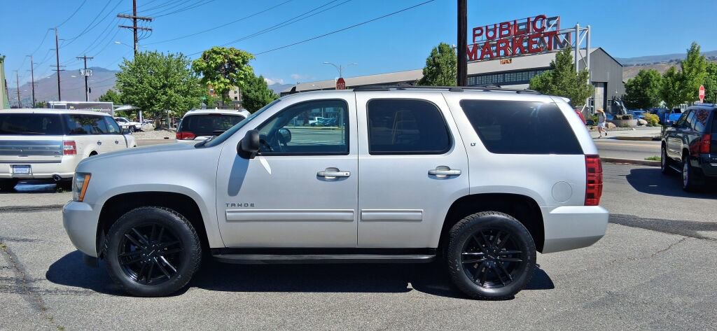 Used 2010 Chevrolet Tahoe LT AWD/4WD image 2