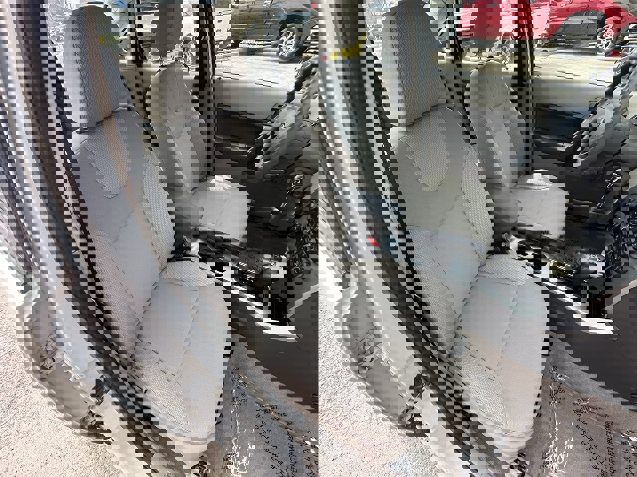 Used 2009 Ford Focus S FWD image 16