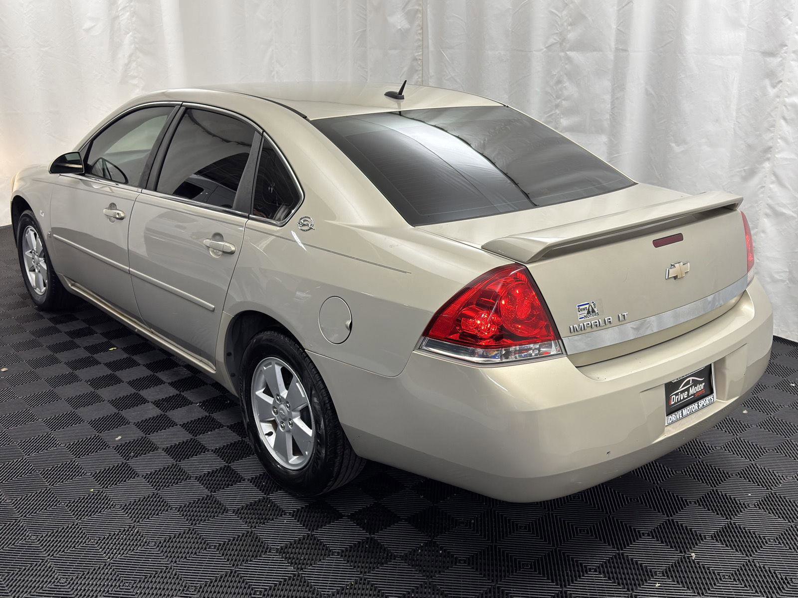 Used 2008 Chevrolet Impala LT w/ Luxury Edition Package image 6