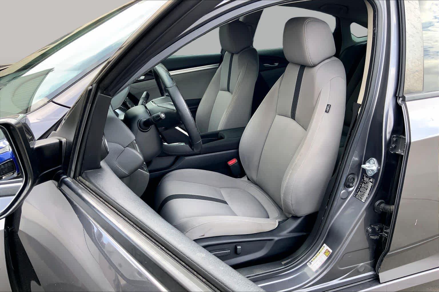 Used 2019 Honda Civic EX image 7