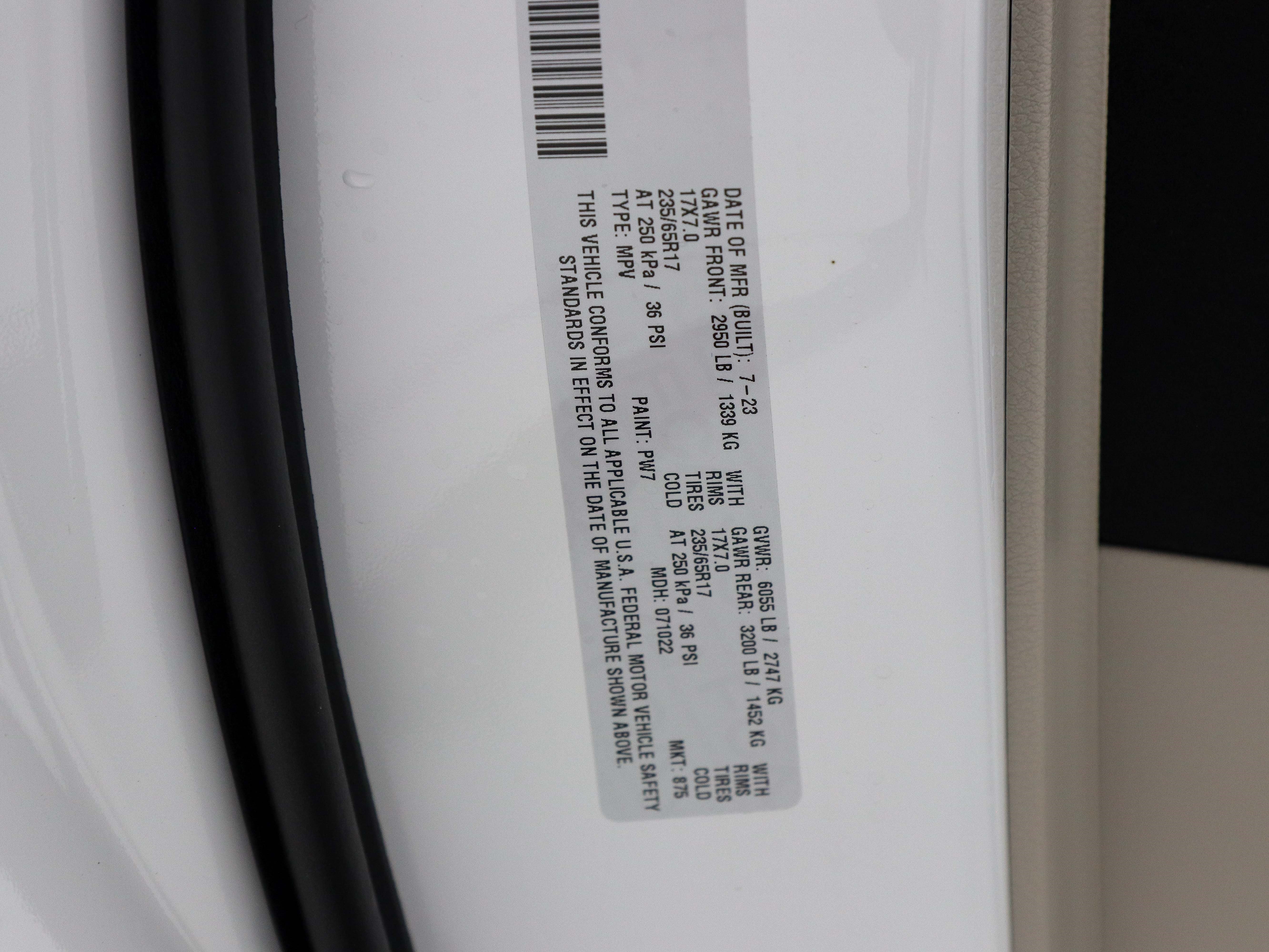 Used 2023 Chrysler Voyager LX FWD image 40