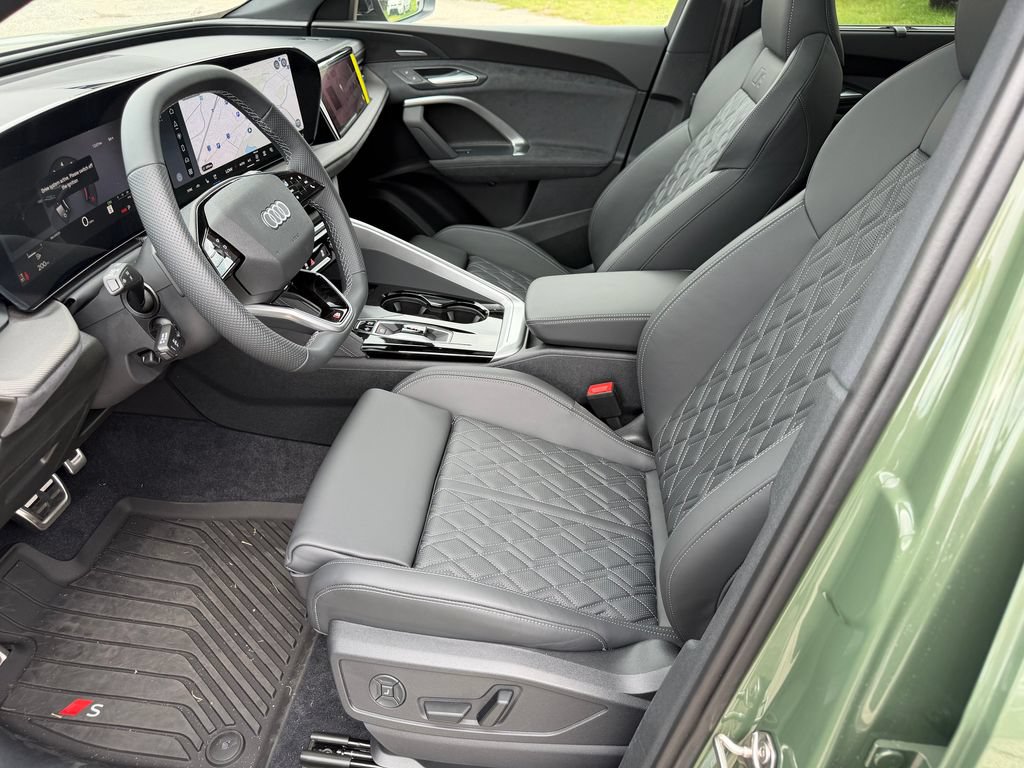 New 2026 Audi SQ5 Prestige AWD/4WD image 18