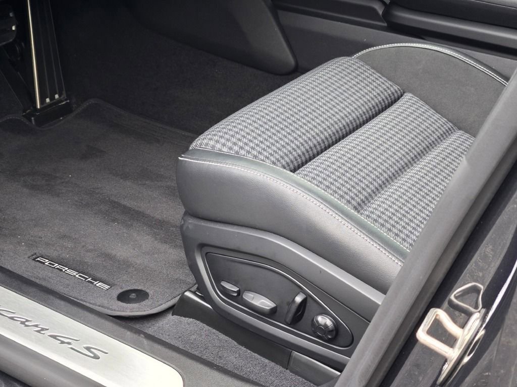 Certified 2025 Porsche Taycan 4S image 20