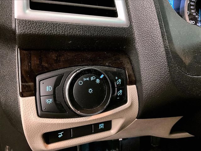 Used 2015 Ford Explorer Limited w/ Equipment Group 302A AWD/4WD image 32