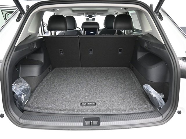 New 2026 Volkswagen Tiguan SE image 12