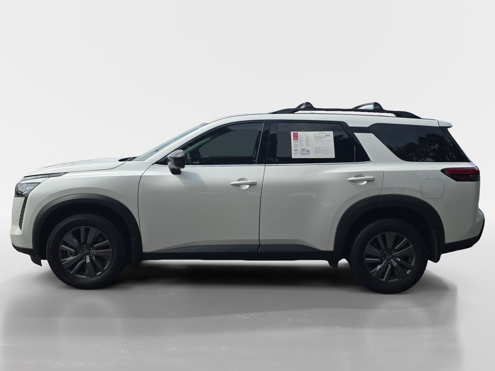Certified 2026 Nissan Pathfinder SV AWD/4WD image 2