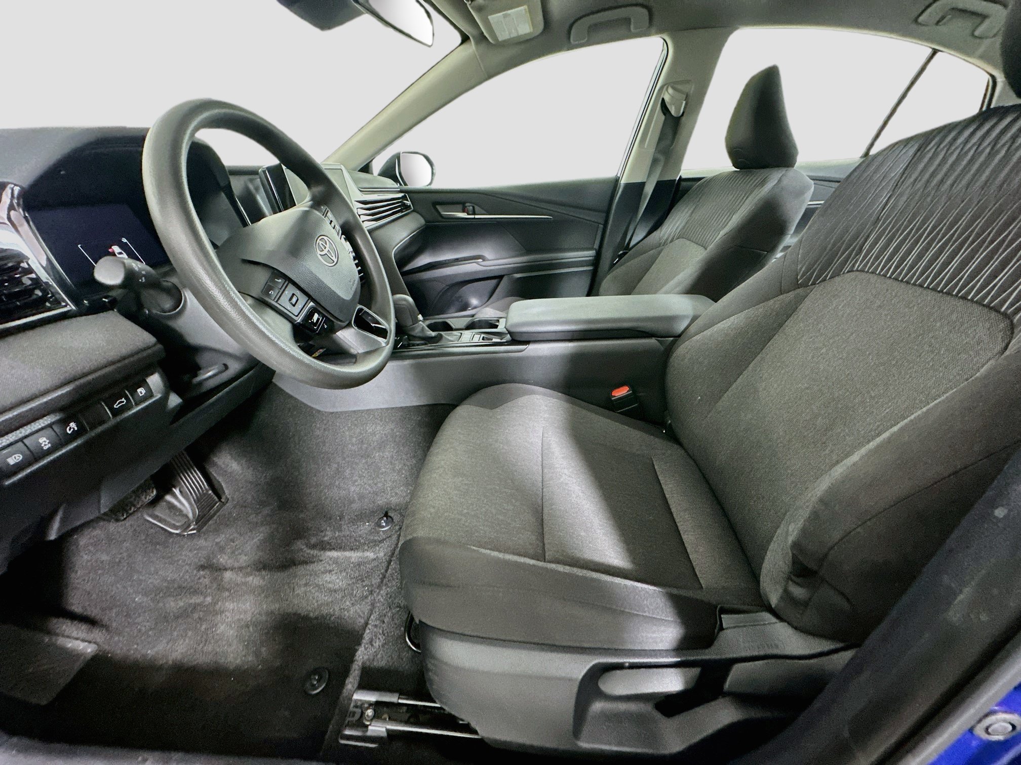 Used 2026 Toyota Camry LE FWD image 13