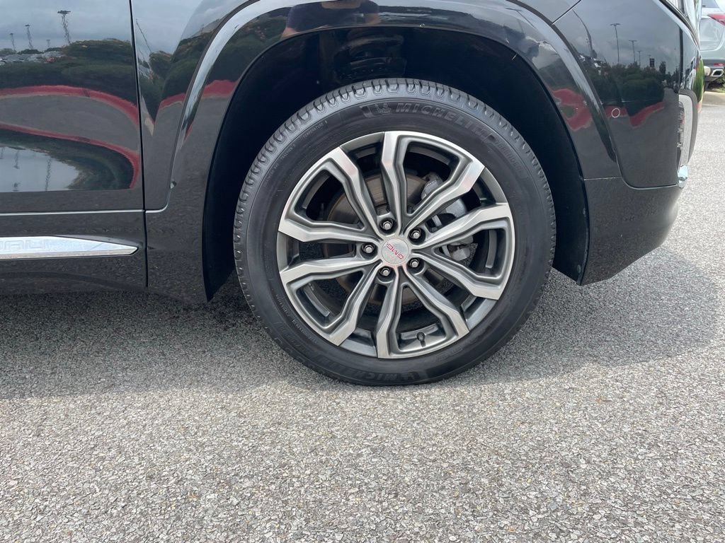 Used 2020 GMC Terrain Denali w/ Denali Premium Package AWD/4WD image 32