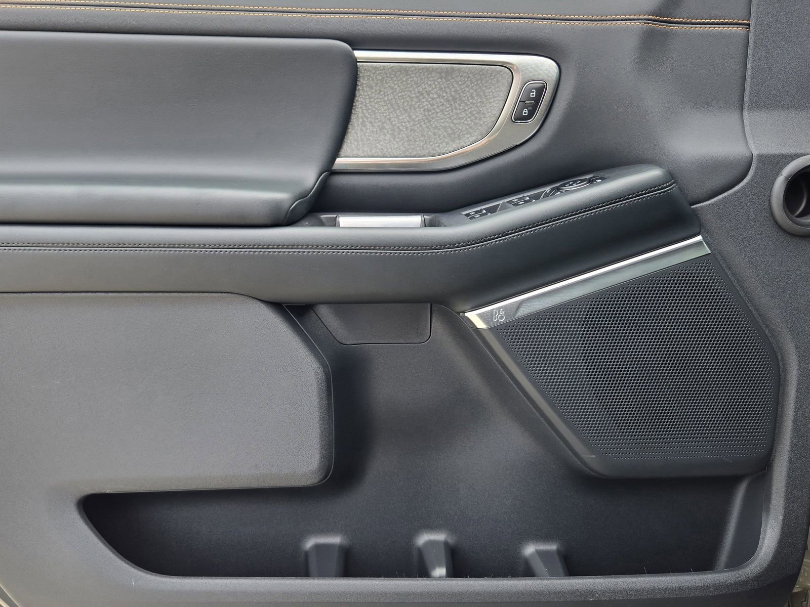 New 2026 Ford Expedition Tremor image 25